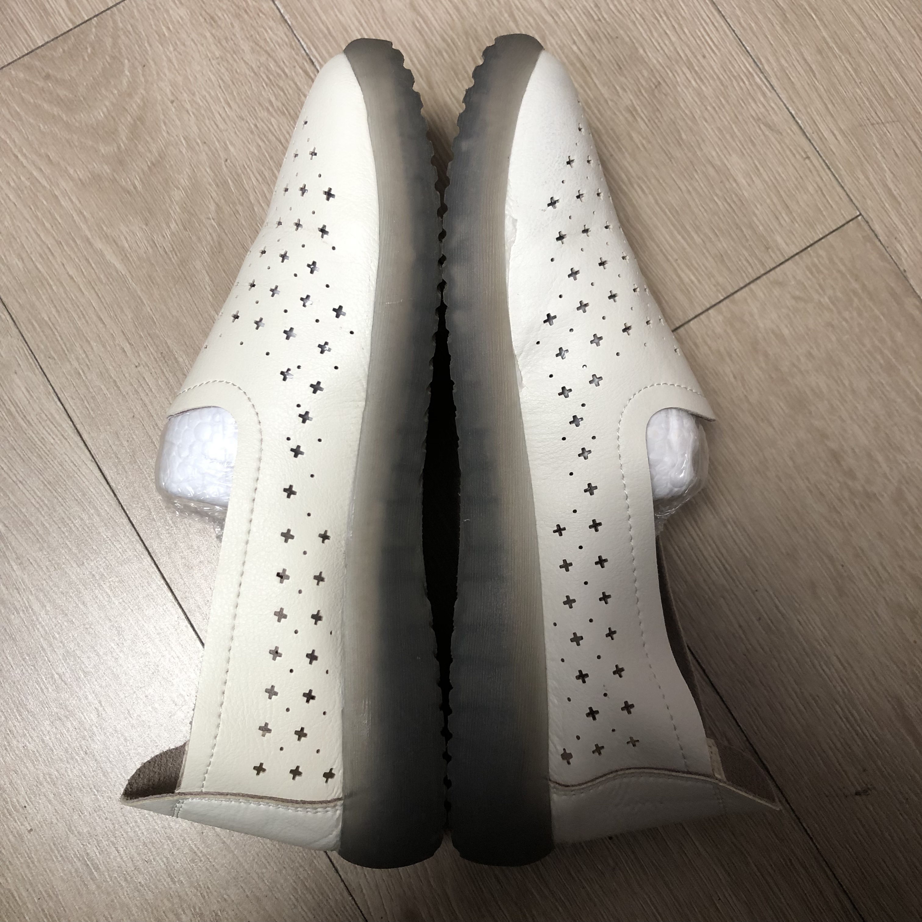131女生白色时尚休闲鞋37码