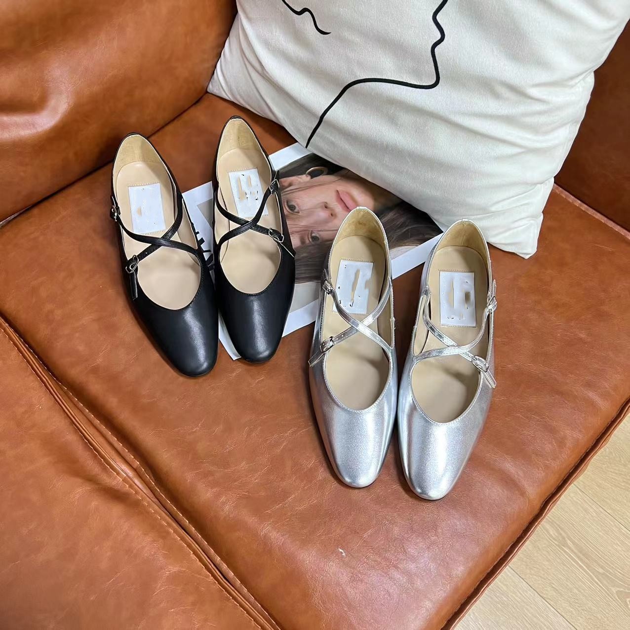 东东春季新款欧洲站法式平底方扣单鞋女浅口尖头真皮单鞋6697