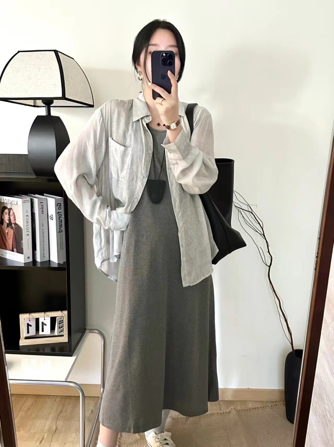 法式灰色吊带连衣裙＋衬衫两件套