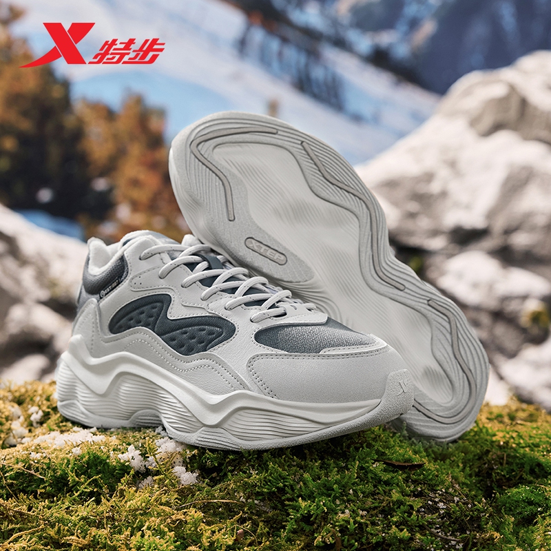 【欧若风】特步游野休闲鞋情侣棉鞋中帮春夏时尚运动鞋复古保暖