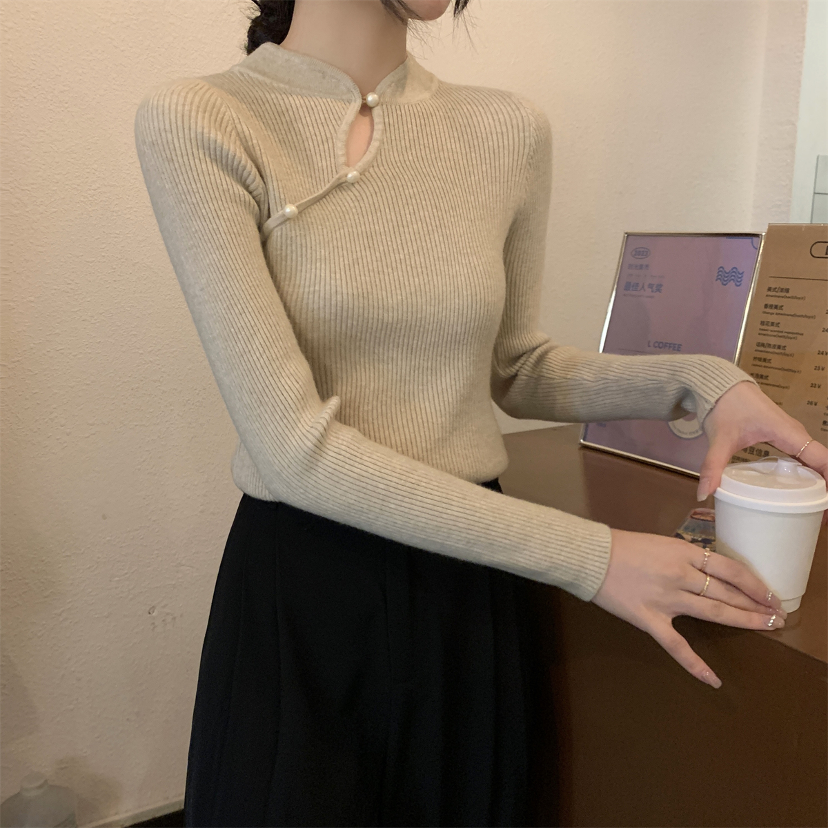 实拍实价 秋冬韩版修身半高领斜扣国风设计感安迪绒针织打底毛衣