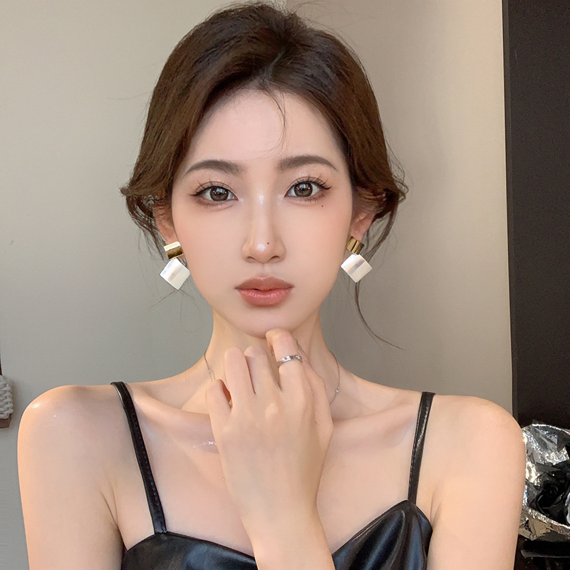 简约几何冷淡风耳钉女独特耳环小众设计感高级感2023