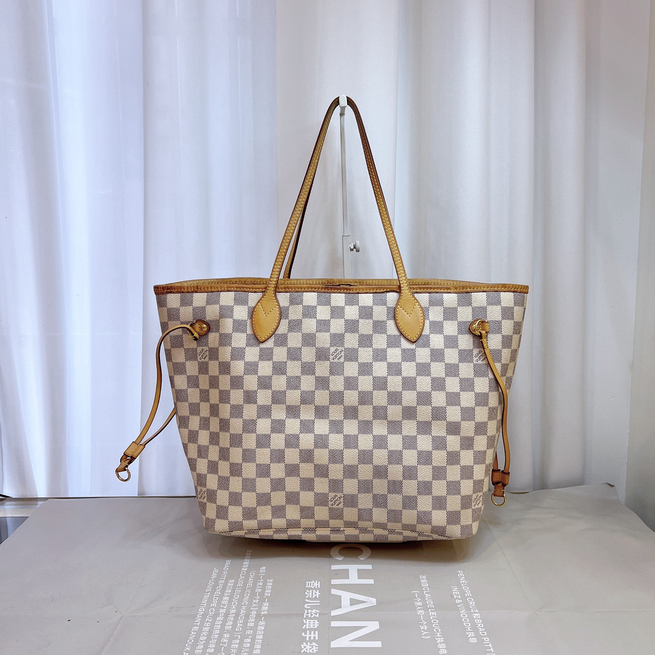 95新 LouisVuitton/路易威登 白棋盘格nf中号单肩购物袋  无子袋
