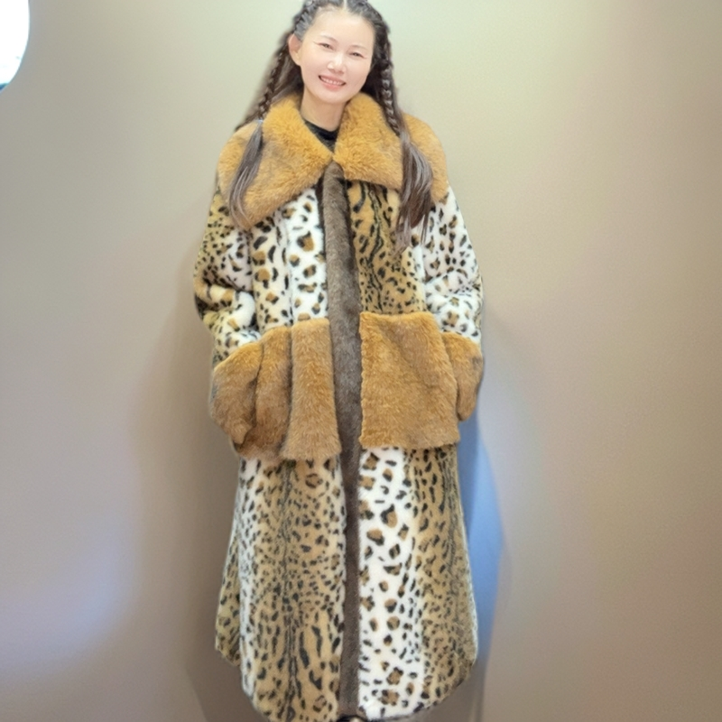 豹纹2024新款大翻领长款仿皮草毛毛外套女装设计师冬季拼接大衣女