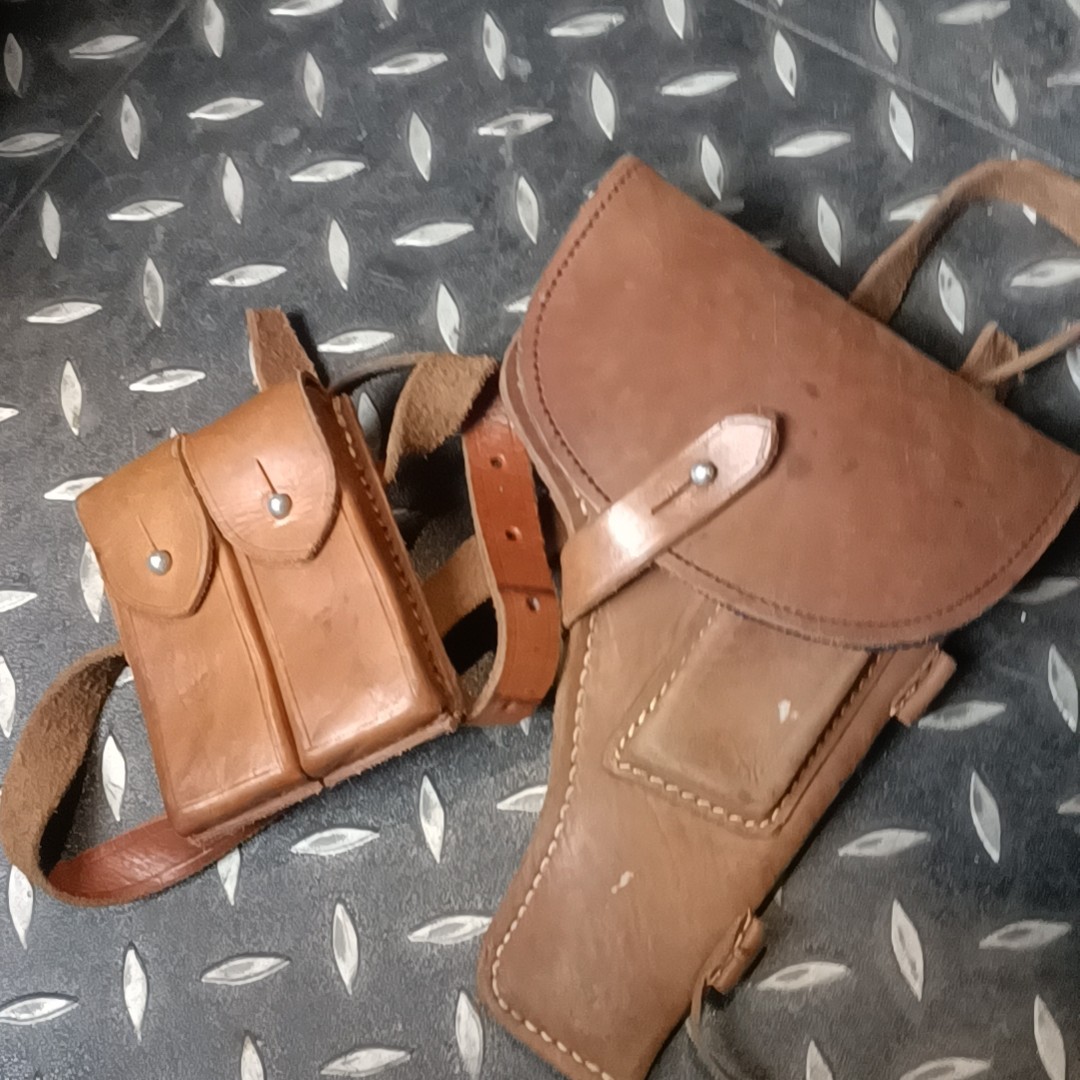 复古原品老式大皮包