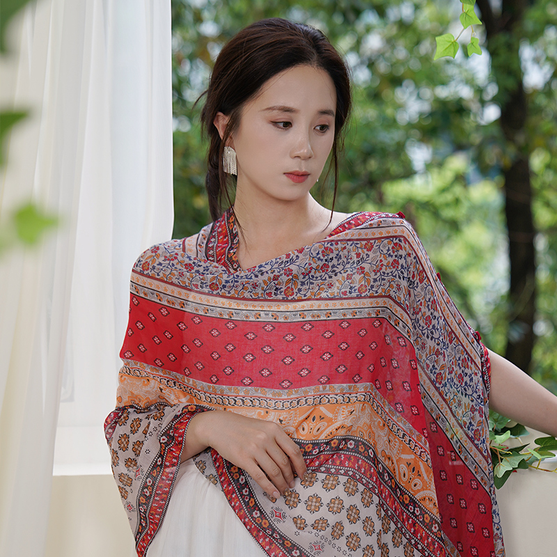 宫佩【COCOa小苏】夏秋季民族风薄款拍照旅游沙滩巾多功能百搭披肩