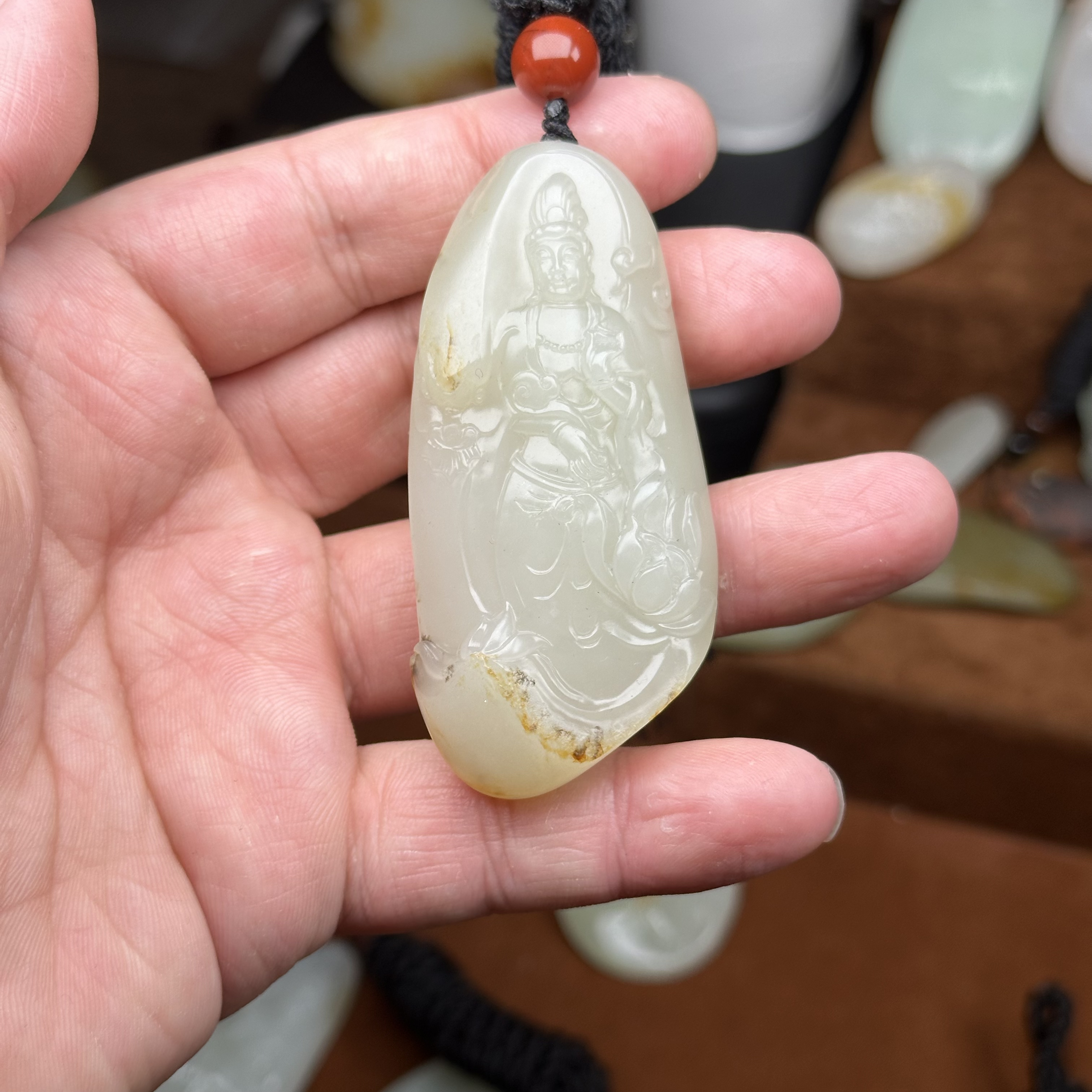 新疆和田玉观音菩萨吊坠6500