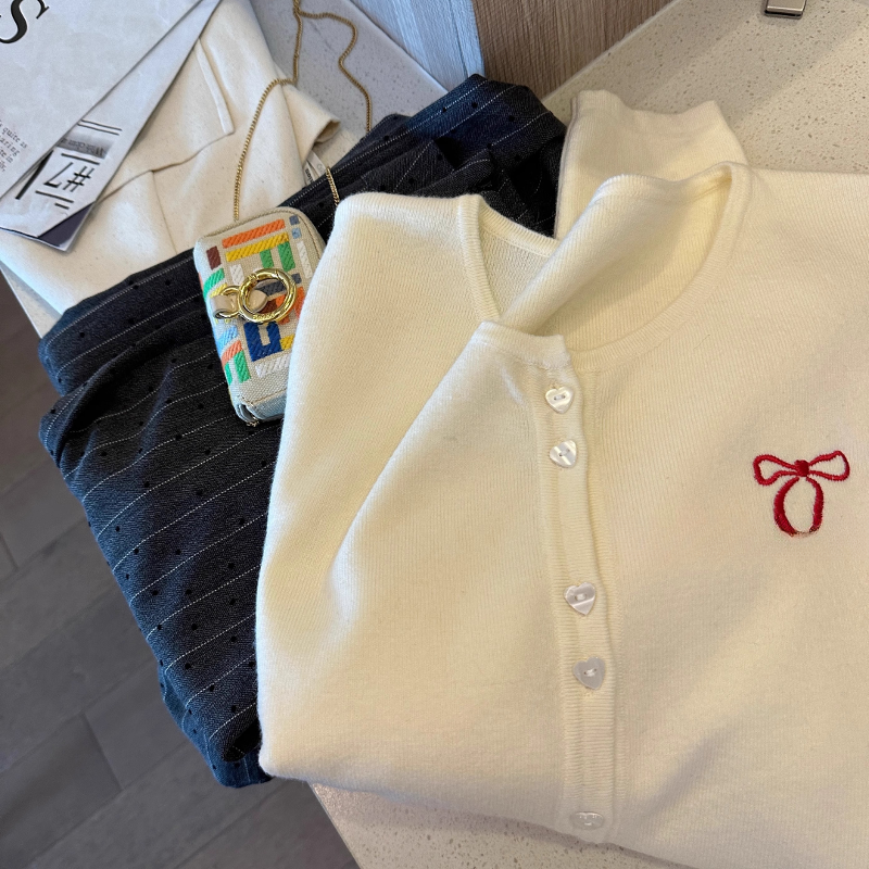 刺绣蝴蝶结粉色针织开衫女2026秋季新款圆领单排扣显瘦上衣F6-39