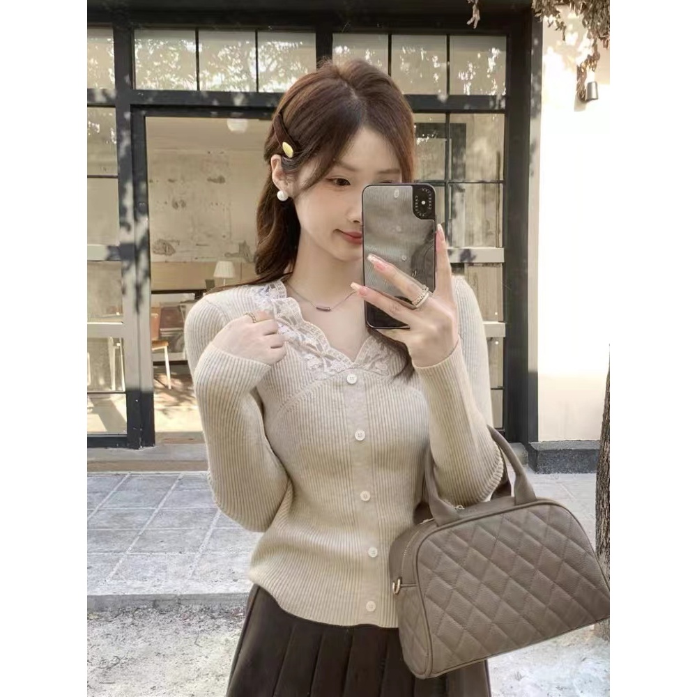 法式温柔蕾丝v领针织打底衫女2026新款修身显瘦内搭上衣优1-11