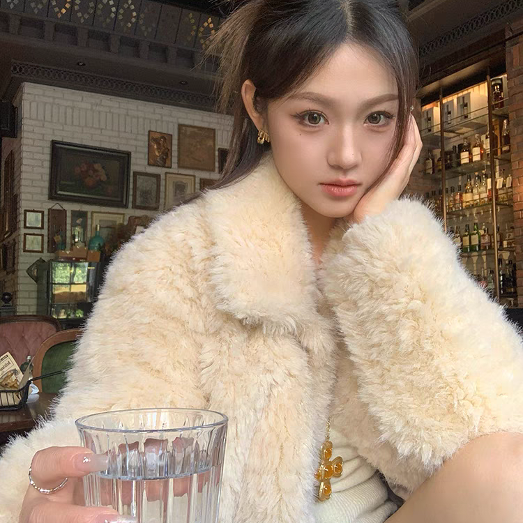 小香风秋冬季环保皮草仿羊羔毛毛绒外套女小个子皮毛一体大衣短款