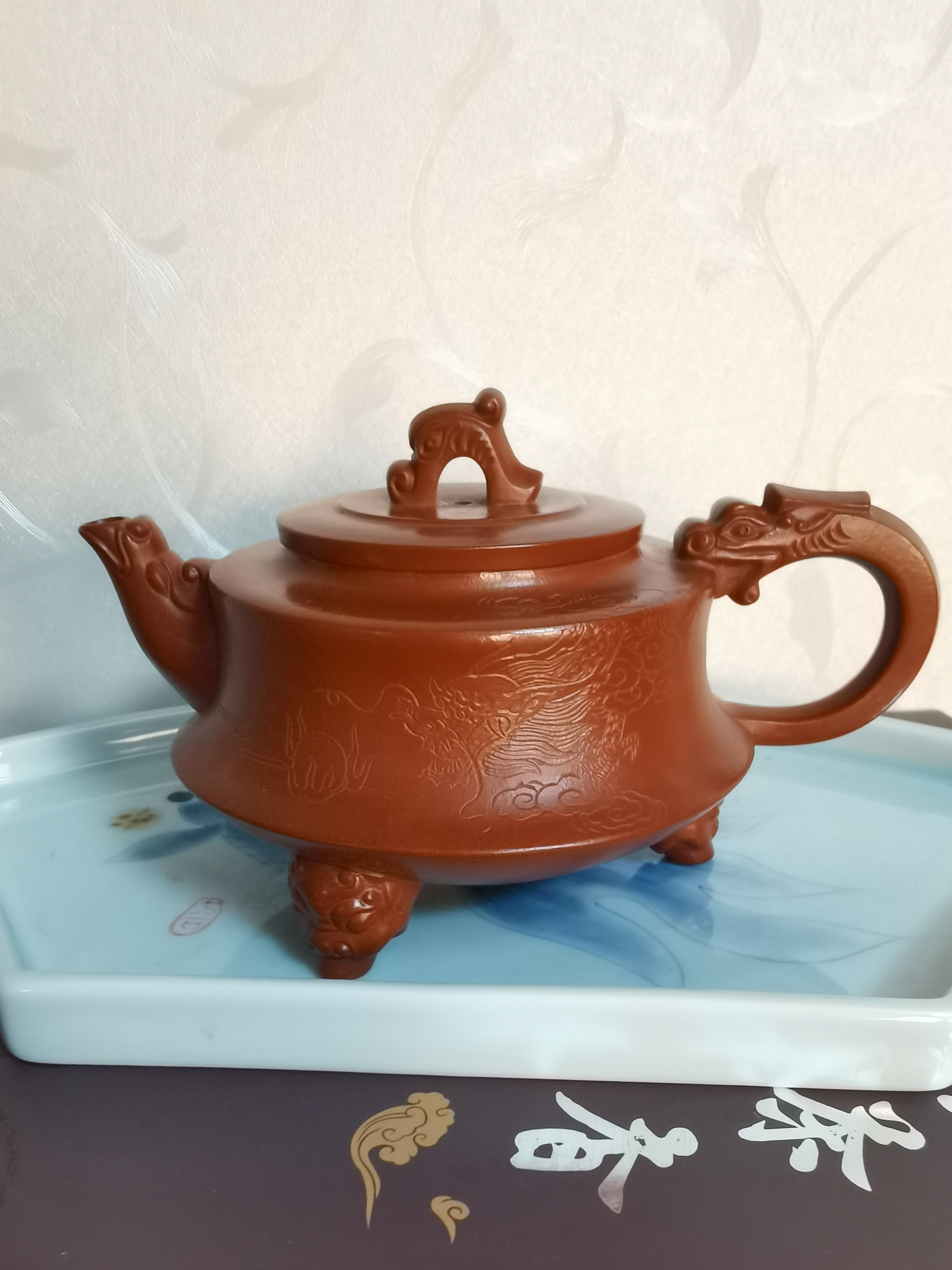 大红袍泥料。龙行天下