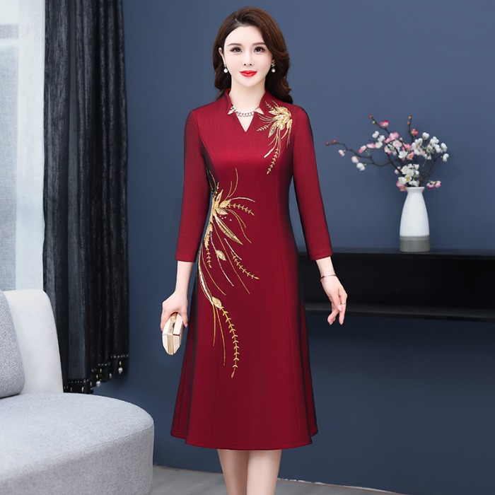 2024秋季新款丈母娘结婚礼服妈妈装连衣裙高端喜婆婆婚宴服旗袍女