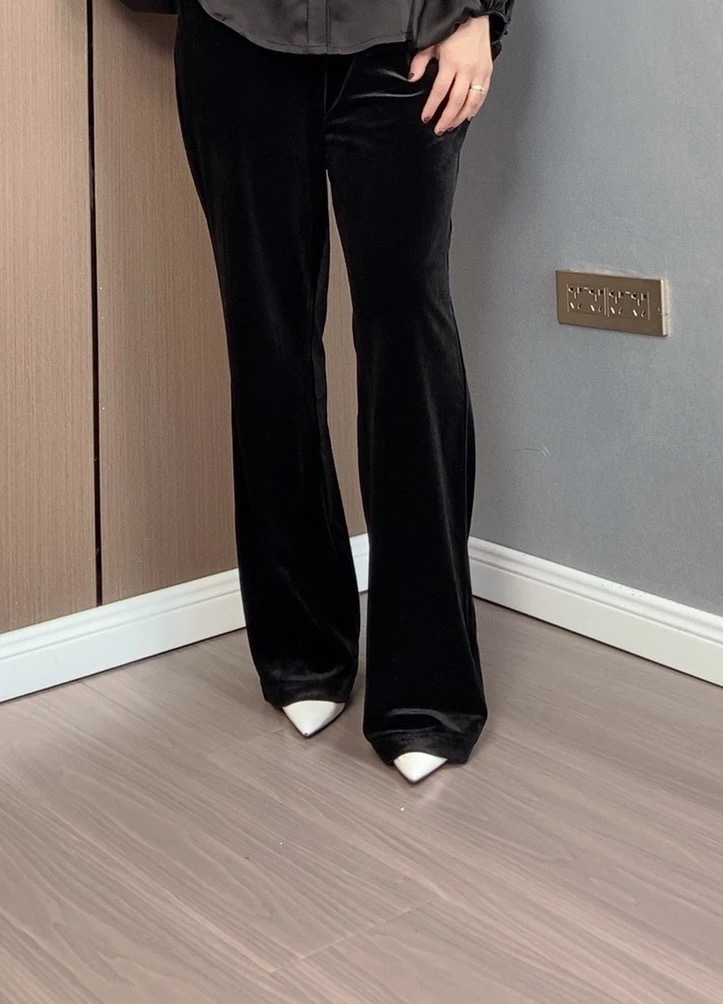 百搭显瘦气质直筒裤时尚