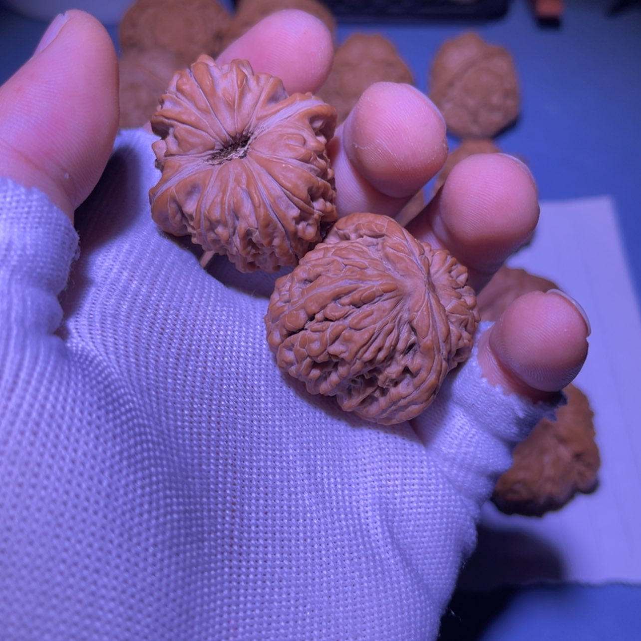 【闪购商品】文玩核桃吊坠啥***?
