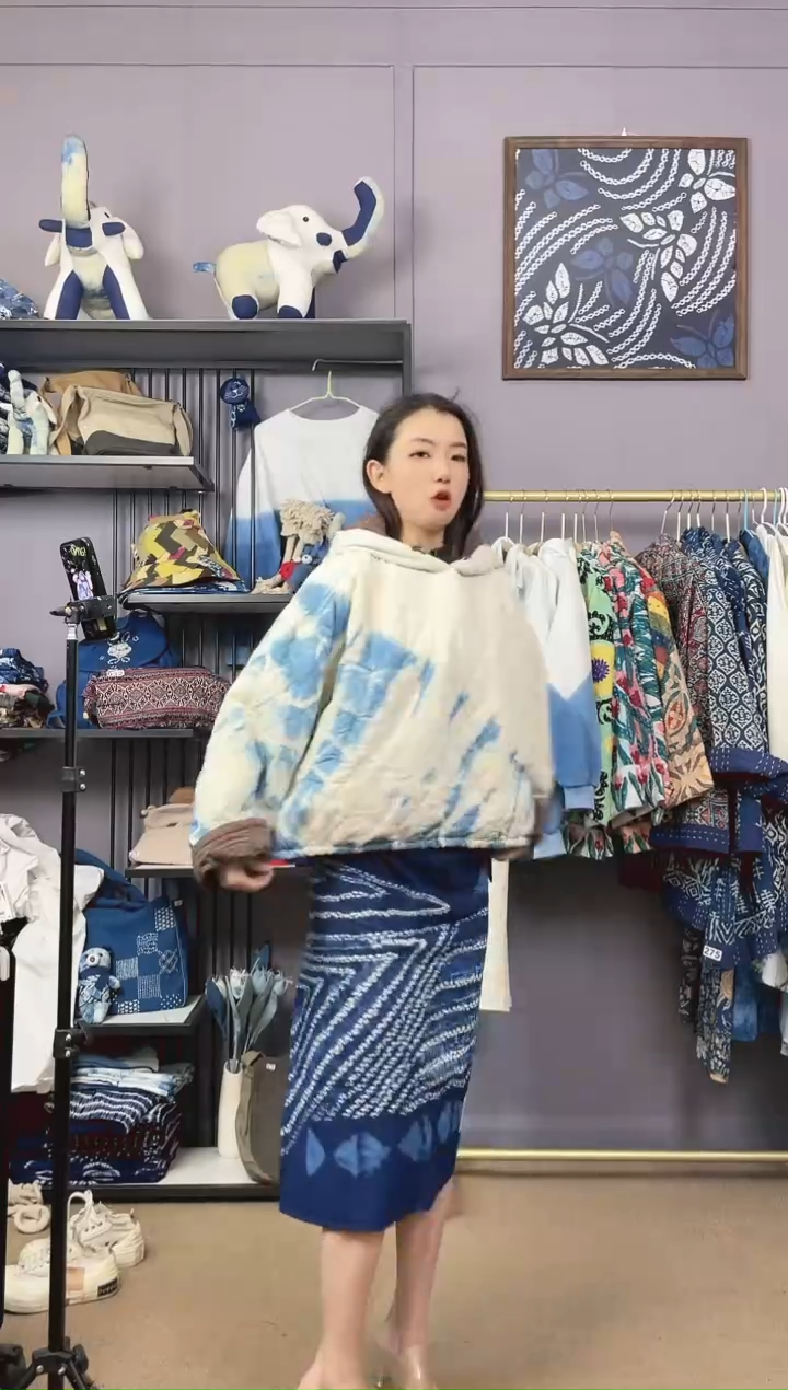 【闪购商品】扎染带帽棉服