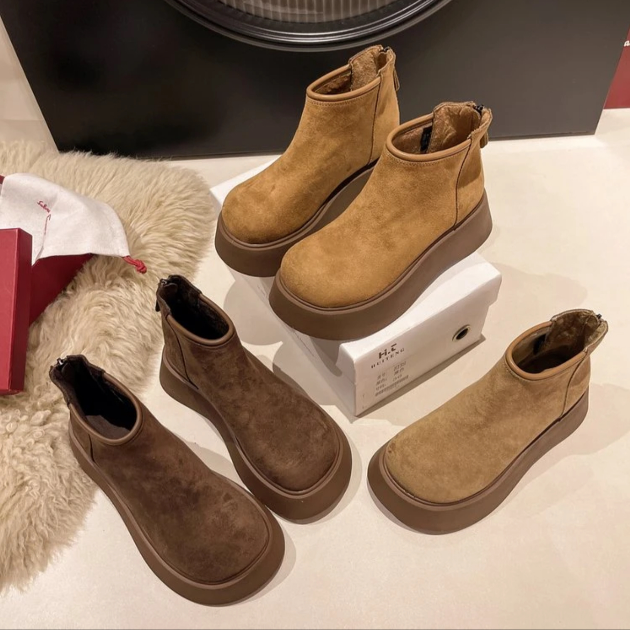 XF【现货薄厚】运费险 冬英伦风厚底源头复古加绒短靴舒适马丁靴