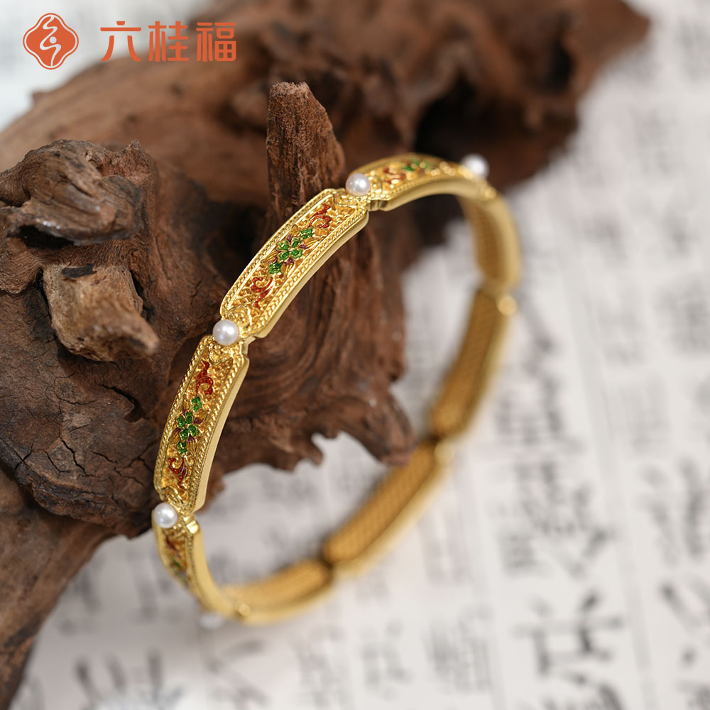 【六桂福】新品 古法低温珐琅花朵黄金手镯GF032720