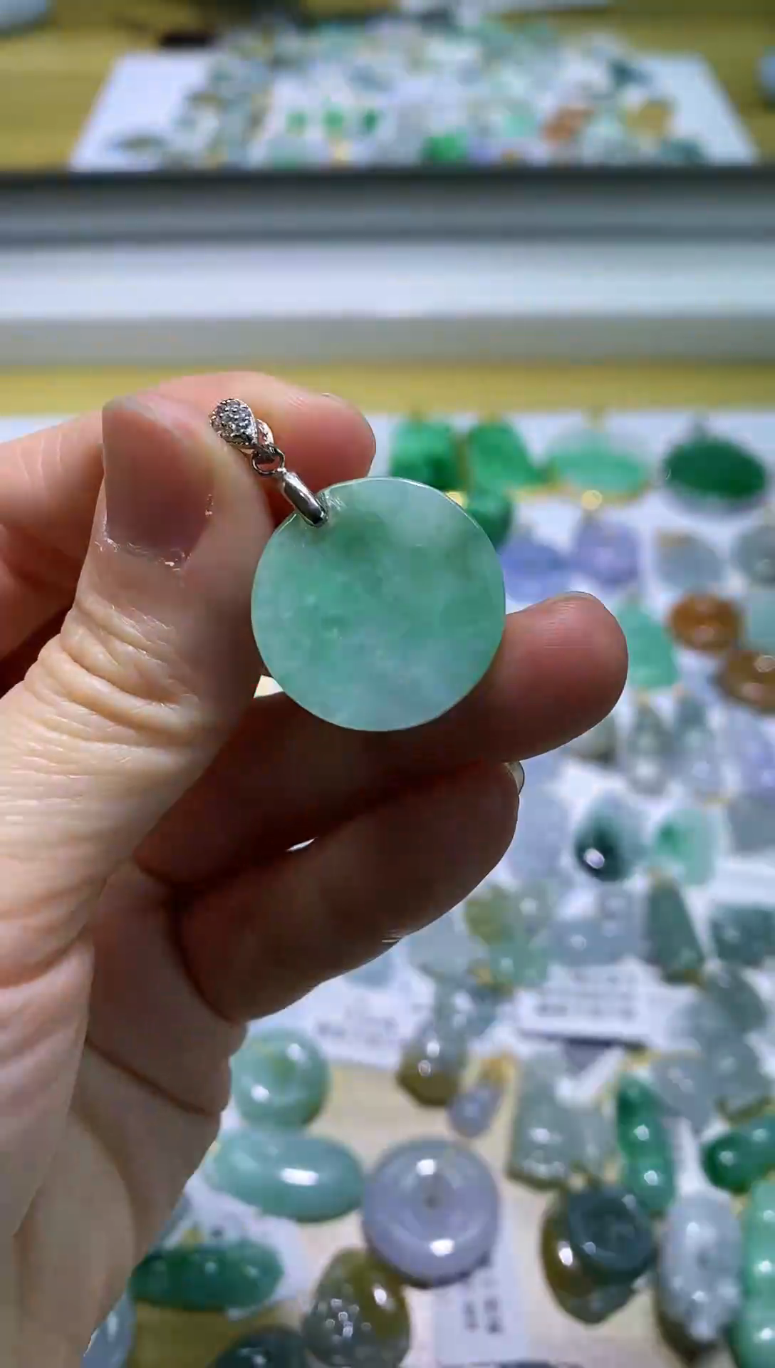 【闪购商品】翡翠吊坠银S925镶嵌a7