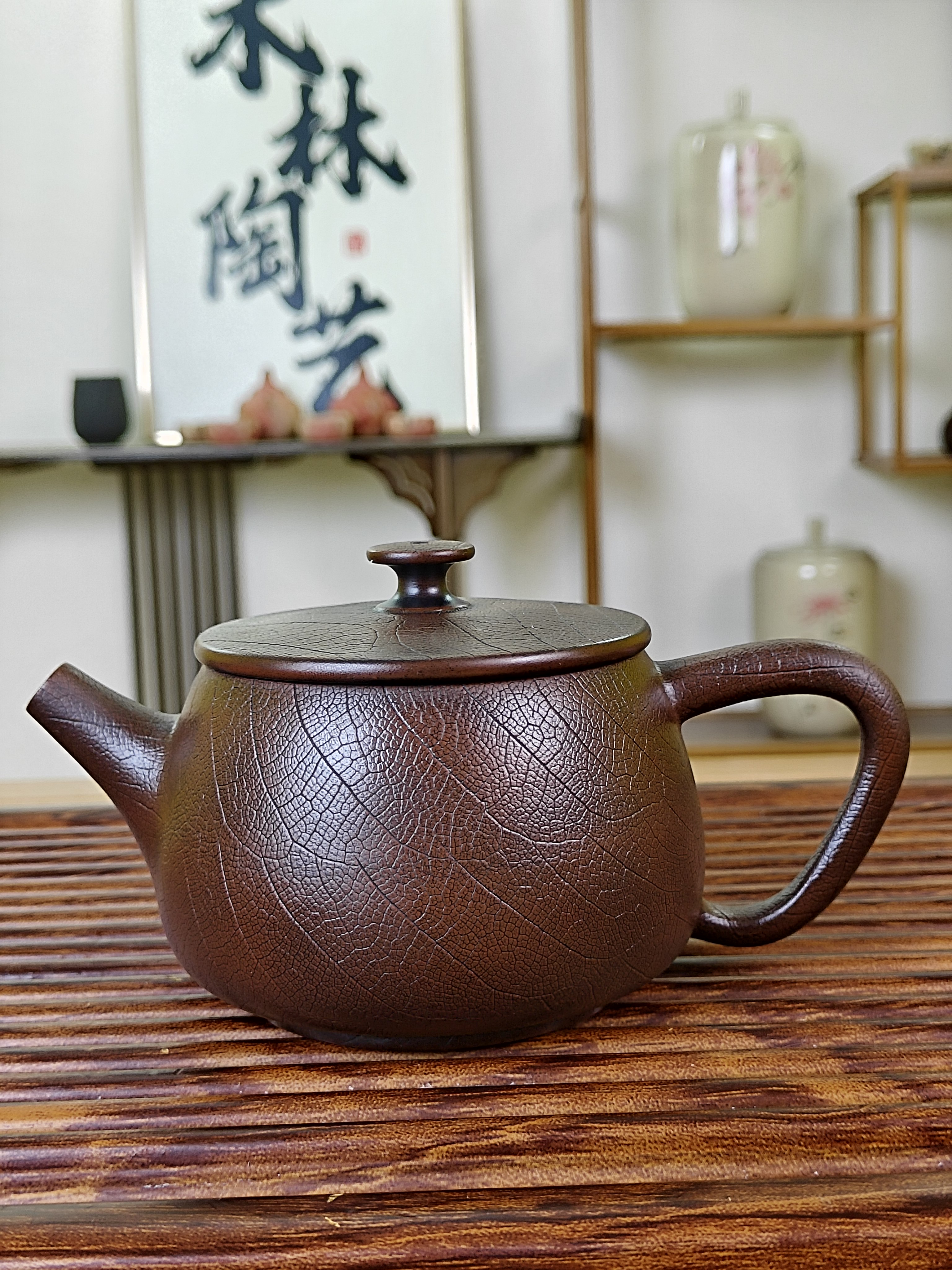 ZD菩提纹大容量壶-容量350ml-赠4杯-建水紫陶-全手工--天然泥料