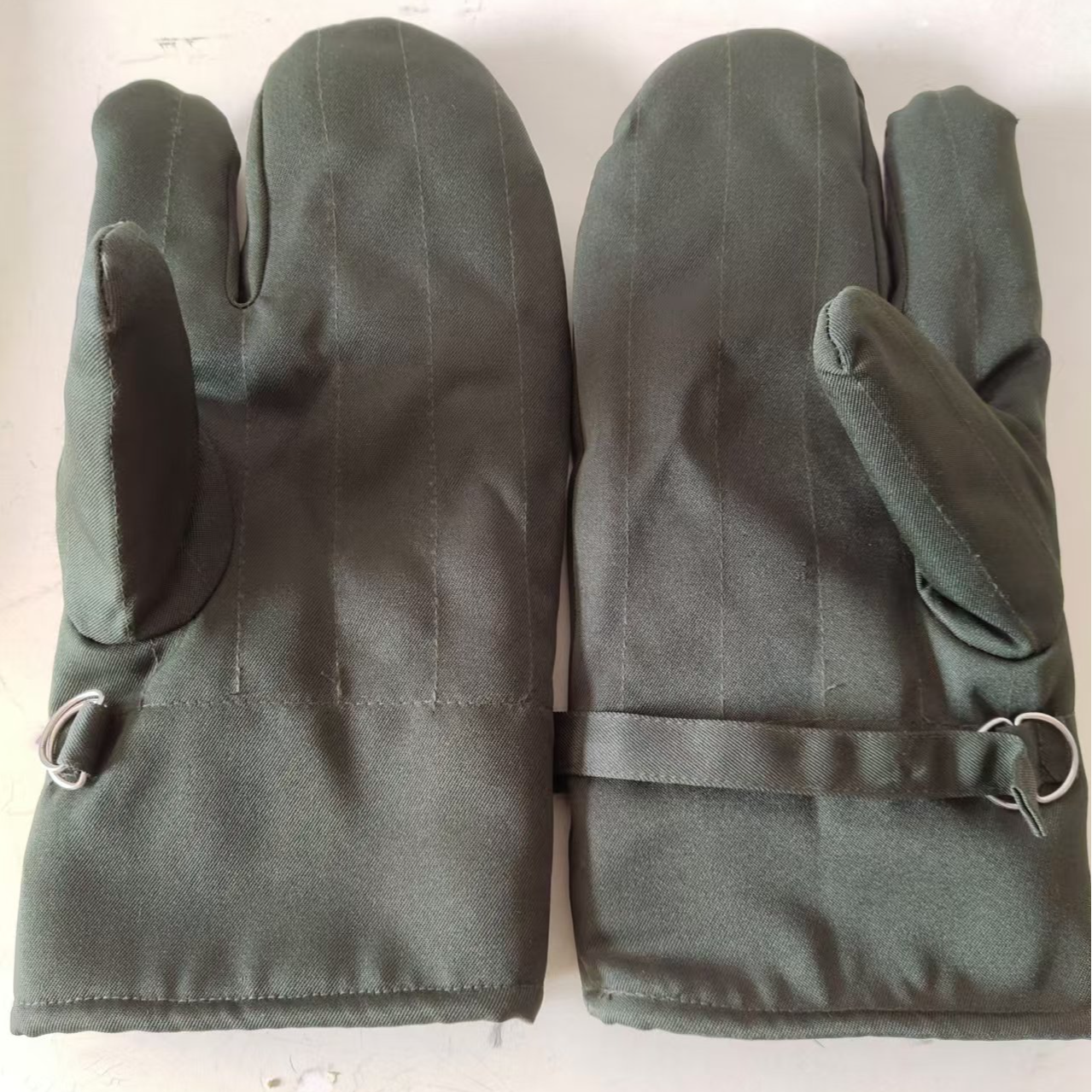 【库存老货】草绿色老式三指栽绒棉手套站岗值班棉手套