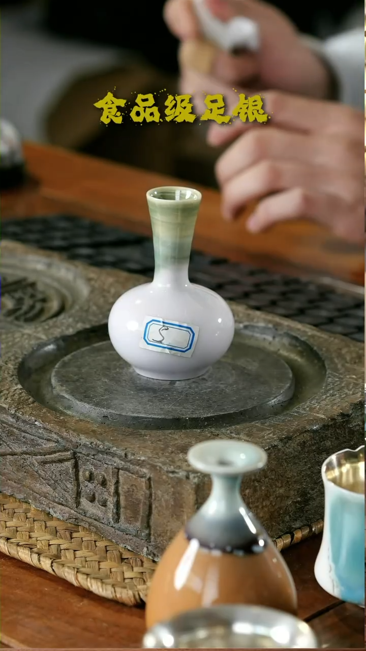 【闪购商品】陶瓷其他花插2