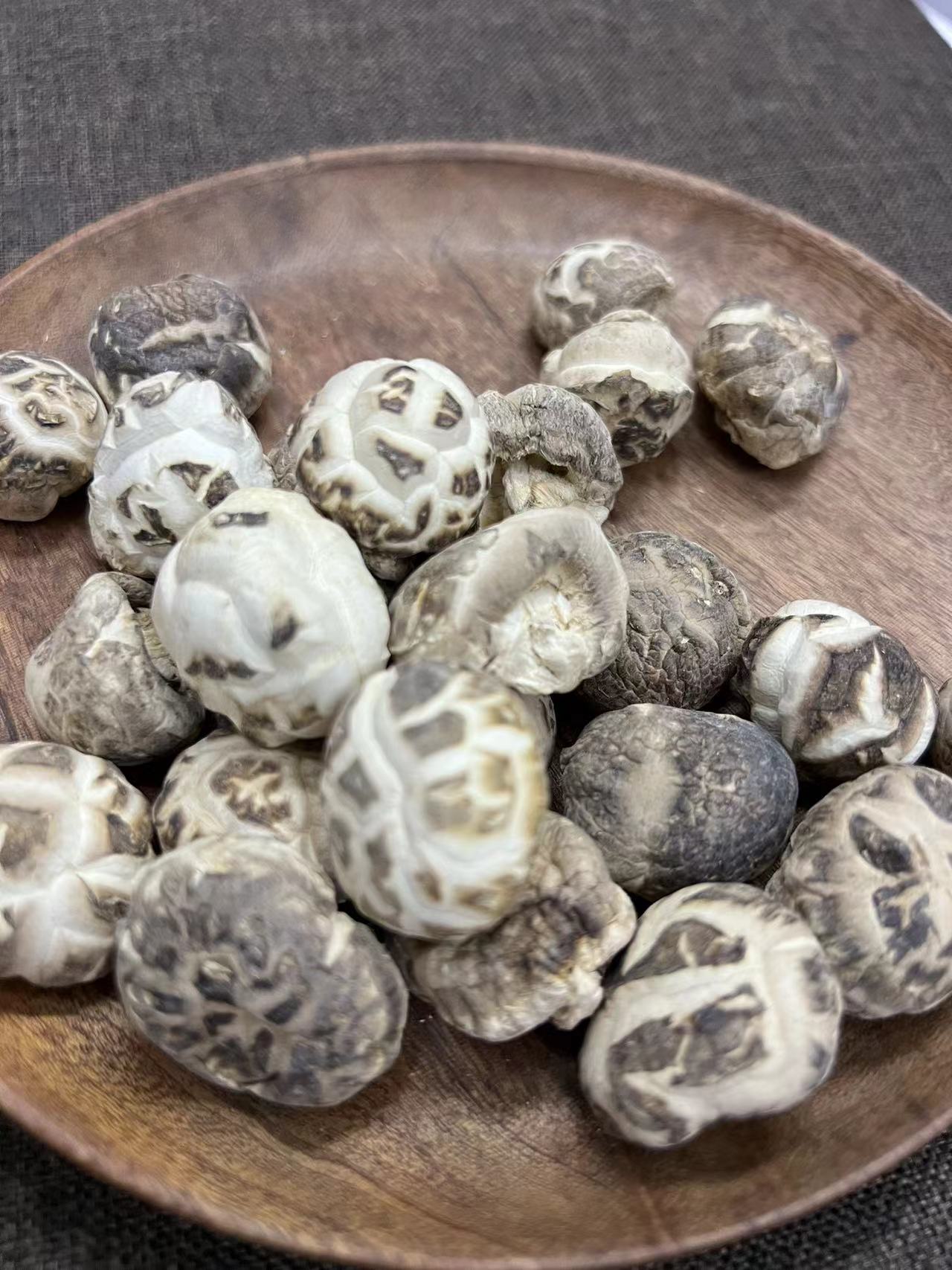 小花菇 厚肉干货 菇味浓