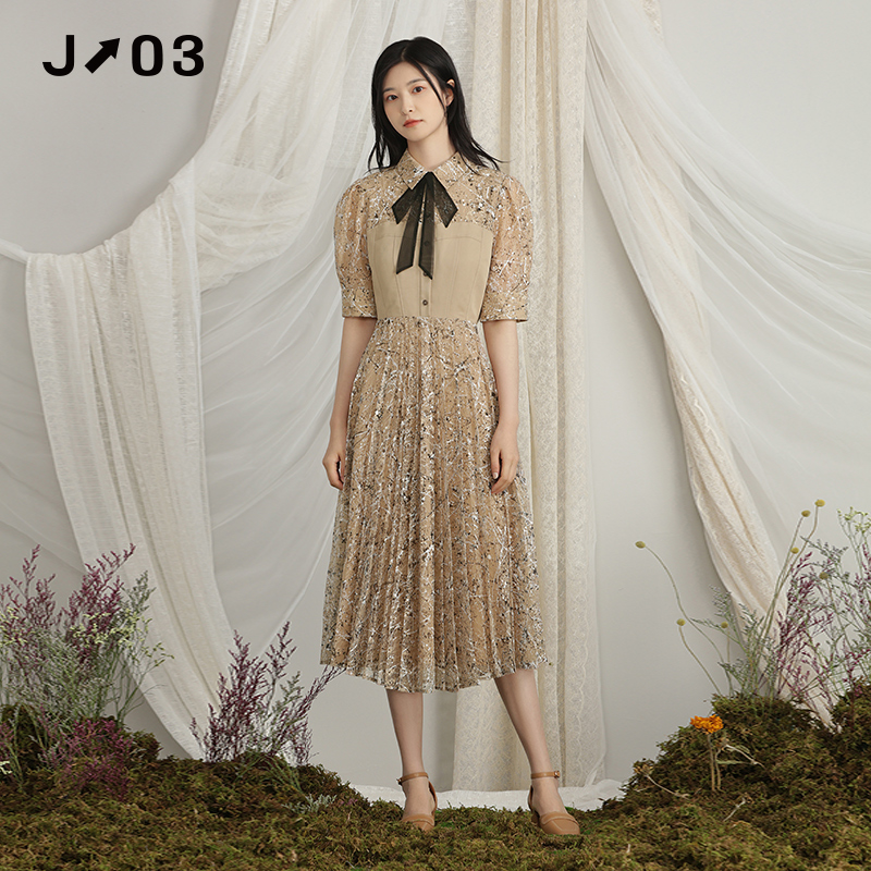 J03女装 夏季新品连衣裙 时尚拼接印花收腰碎花网纱短袖中长款