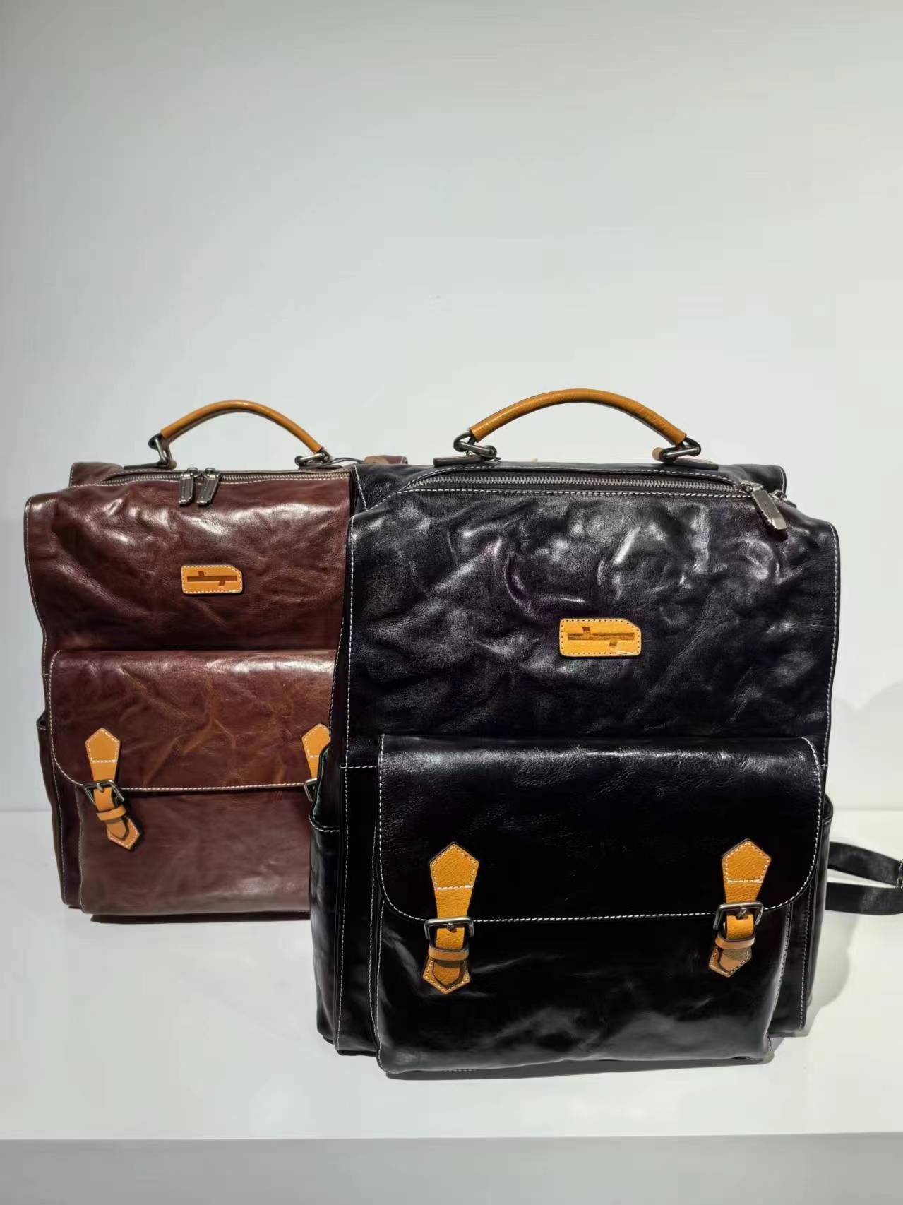 食草堂 箱包 男士包袋 双肩包 BM-MC222004（大）牛皮重工