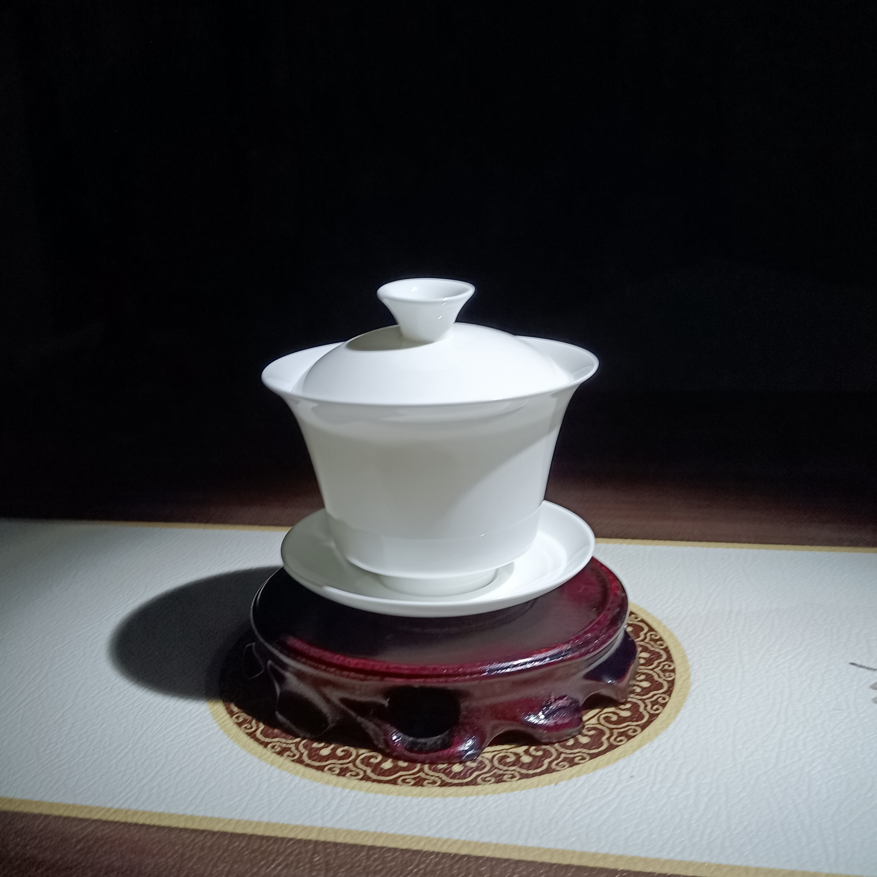 潮州高骨瓷薄胎圆形盖碗 高档白釉陶瓷防烫泡茶碗三才工夫茶具