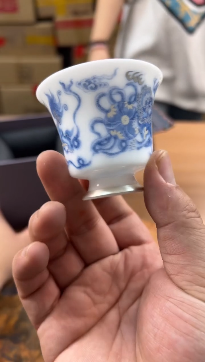 【闪购商品】绣球高足杯加礼盒茶具