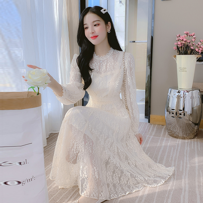 爆款秋冬2025新款复古气质蕾丝连衣裙收腰内搭长裙加绒加厚打底裙