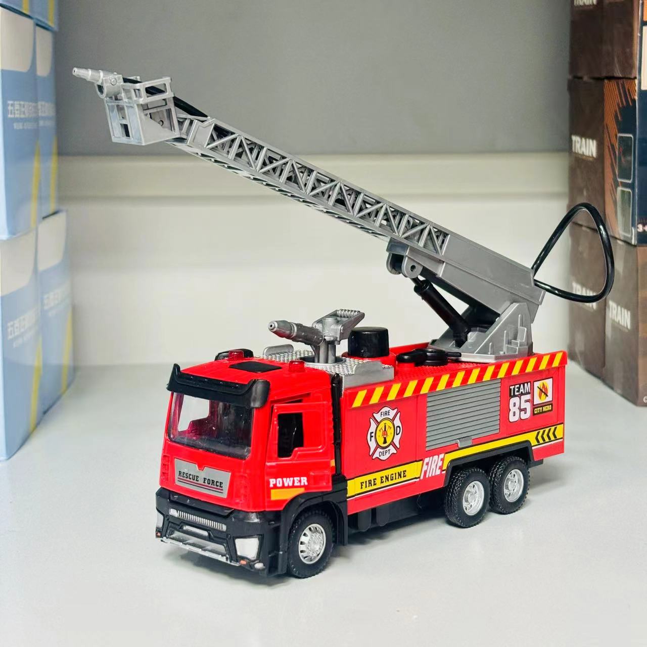 天鹰合金声光工程消防双喷水车回力车XF