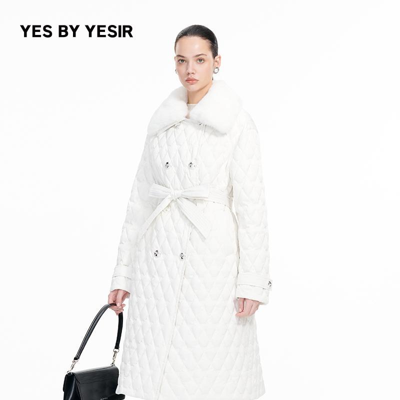 叶谦原创设计秋冬新款暖冬奶白拼毛领羽绒服YDFLC19012