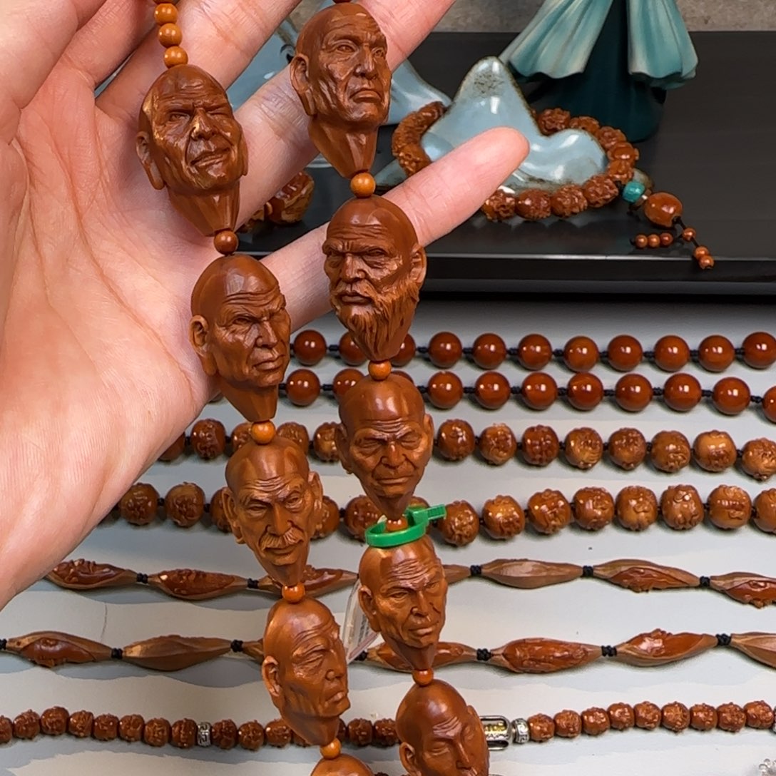 橄榄核核雕十八罗汉长串