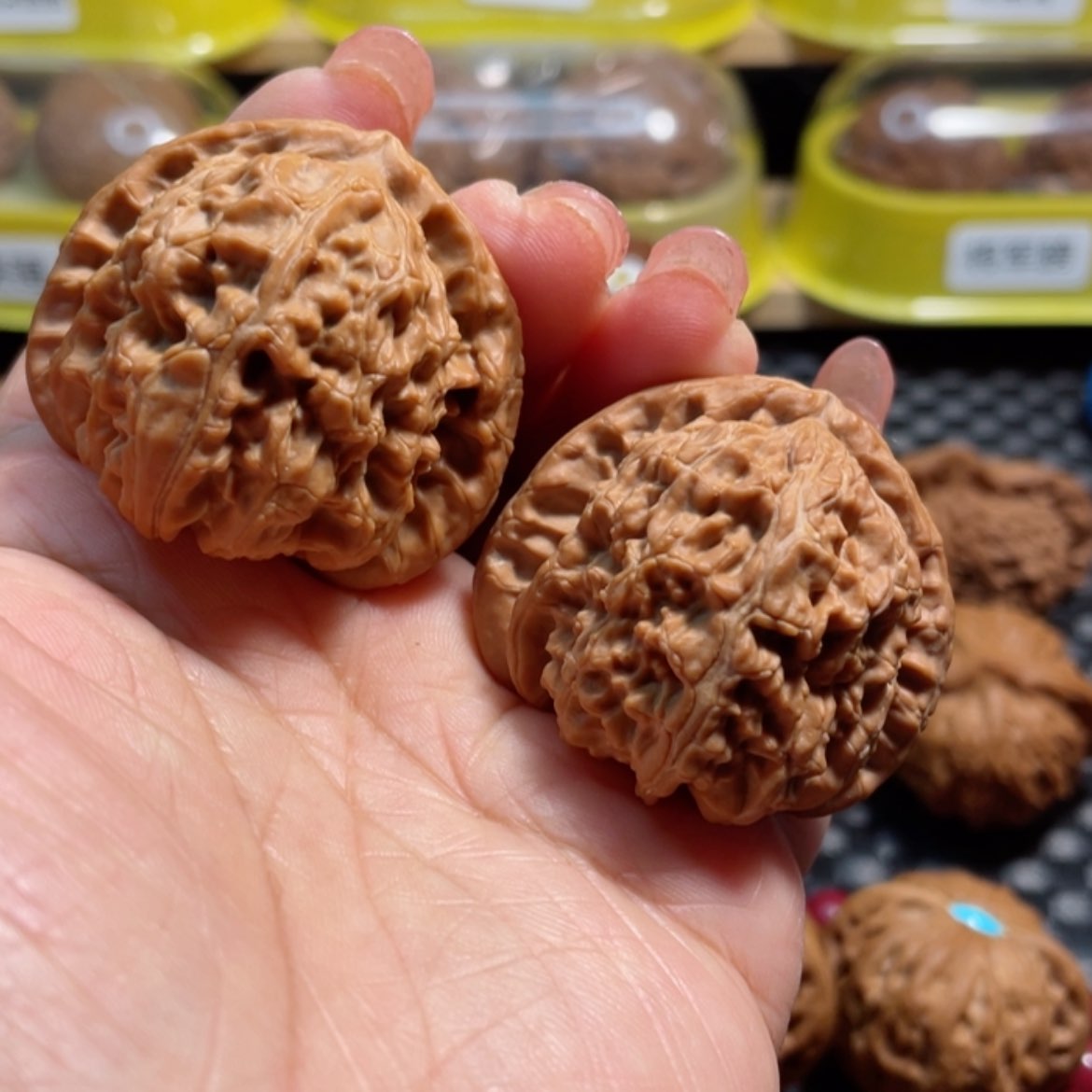 【闪购商品】桃核吊坠潇***啊