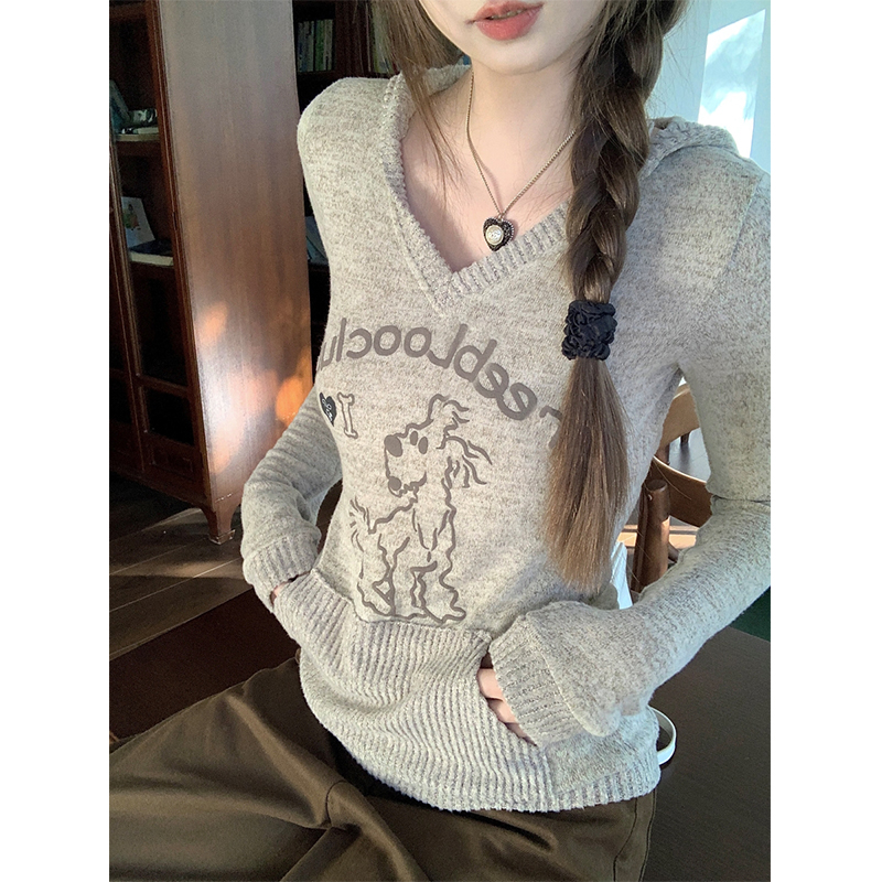 趣味可爱小狗印花针织衫女秋季设计感修身打底衫连帽上衣