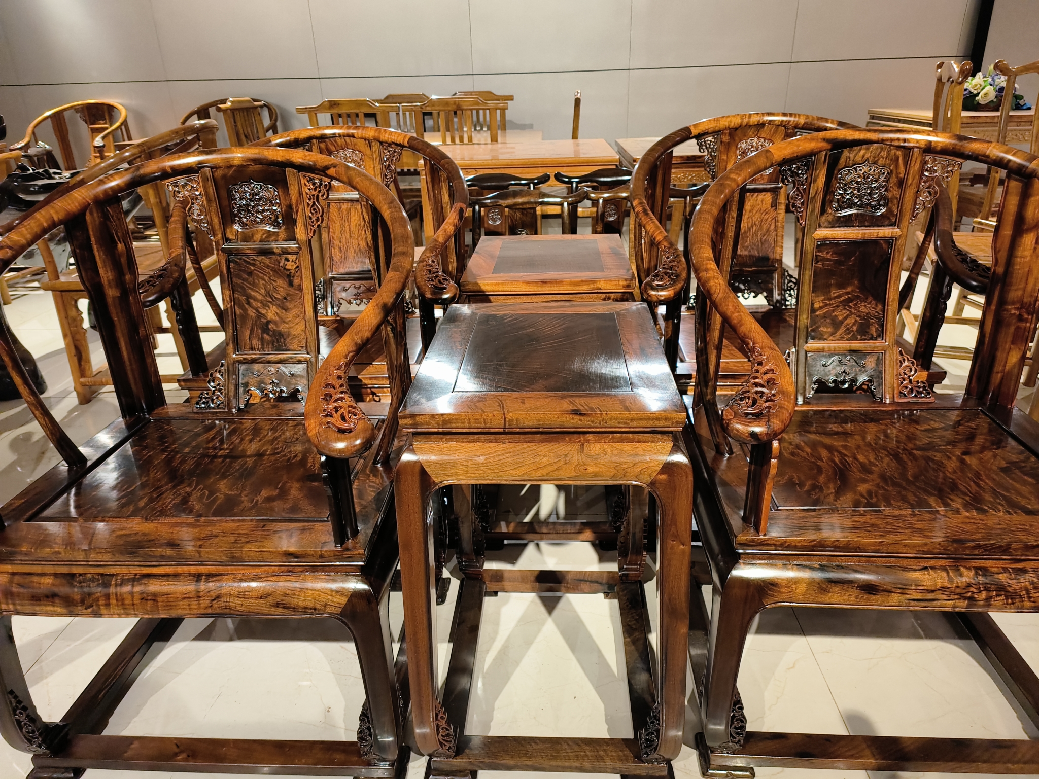 小叶金丝楠木皇宫椅