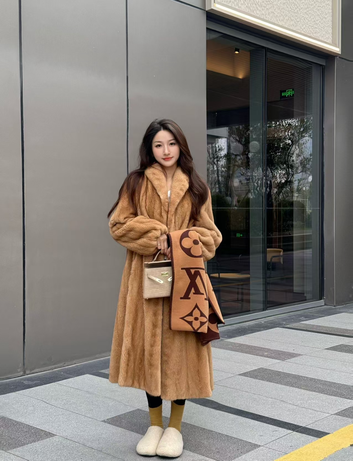 【菲菲水貂】长款青果领气质时尚设计师款女士外套宽松复古