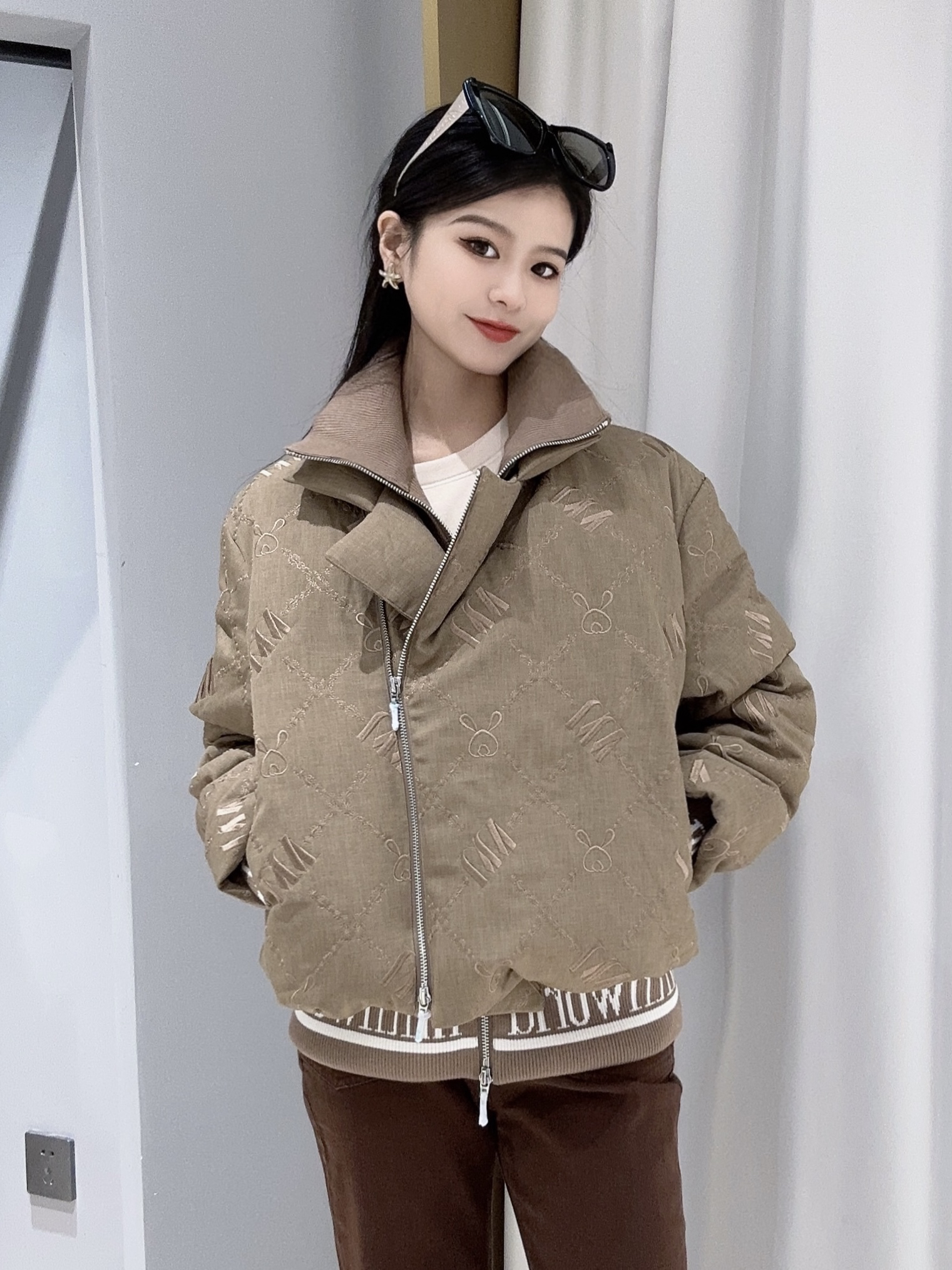 mithworld / 沵媞 字母珍珠菱格外套