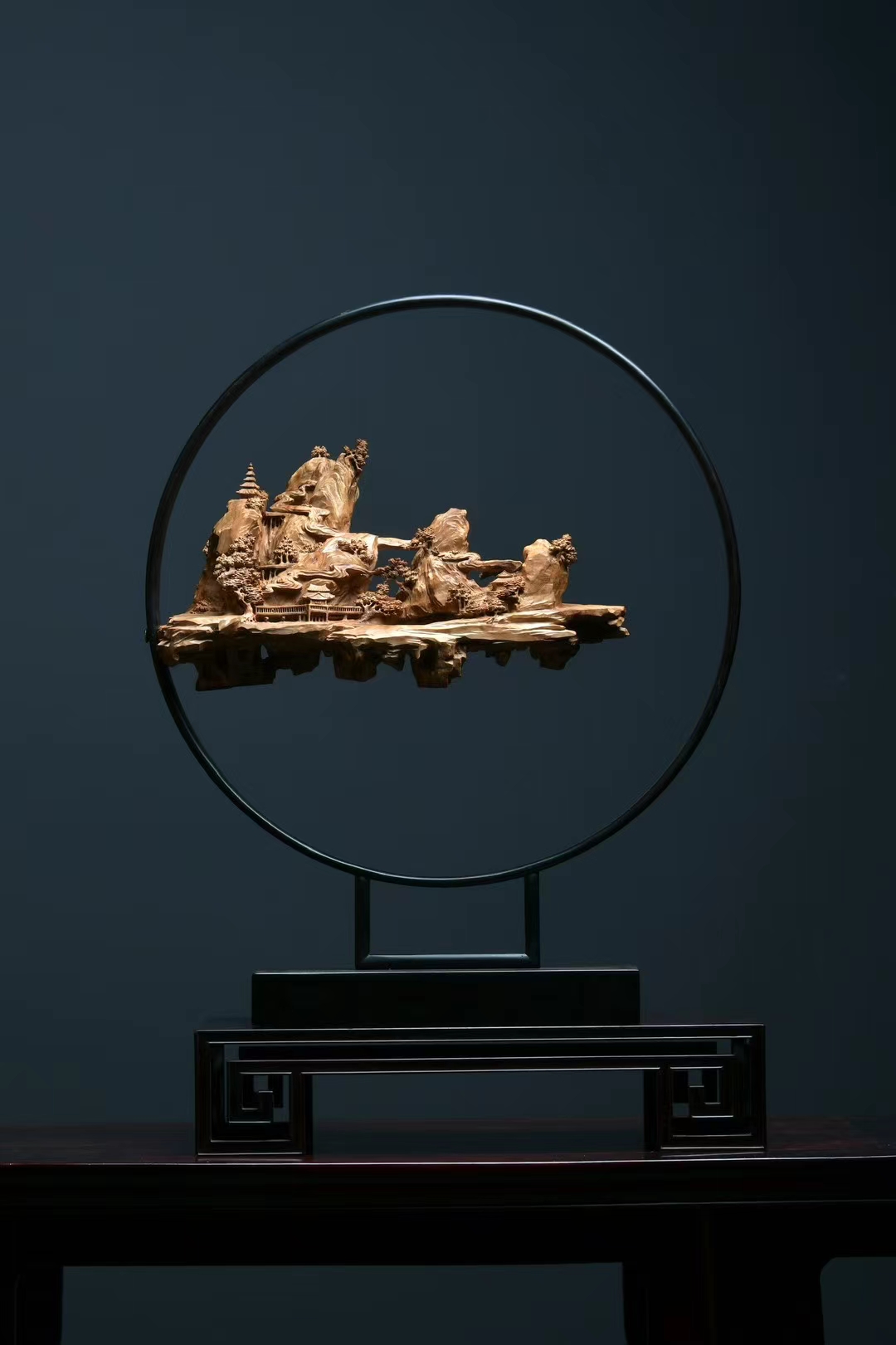 皇艺臻品-老山檀香高山景行