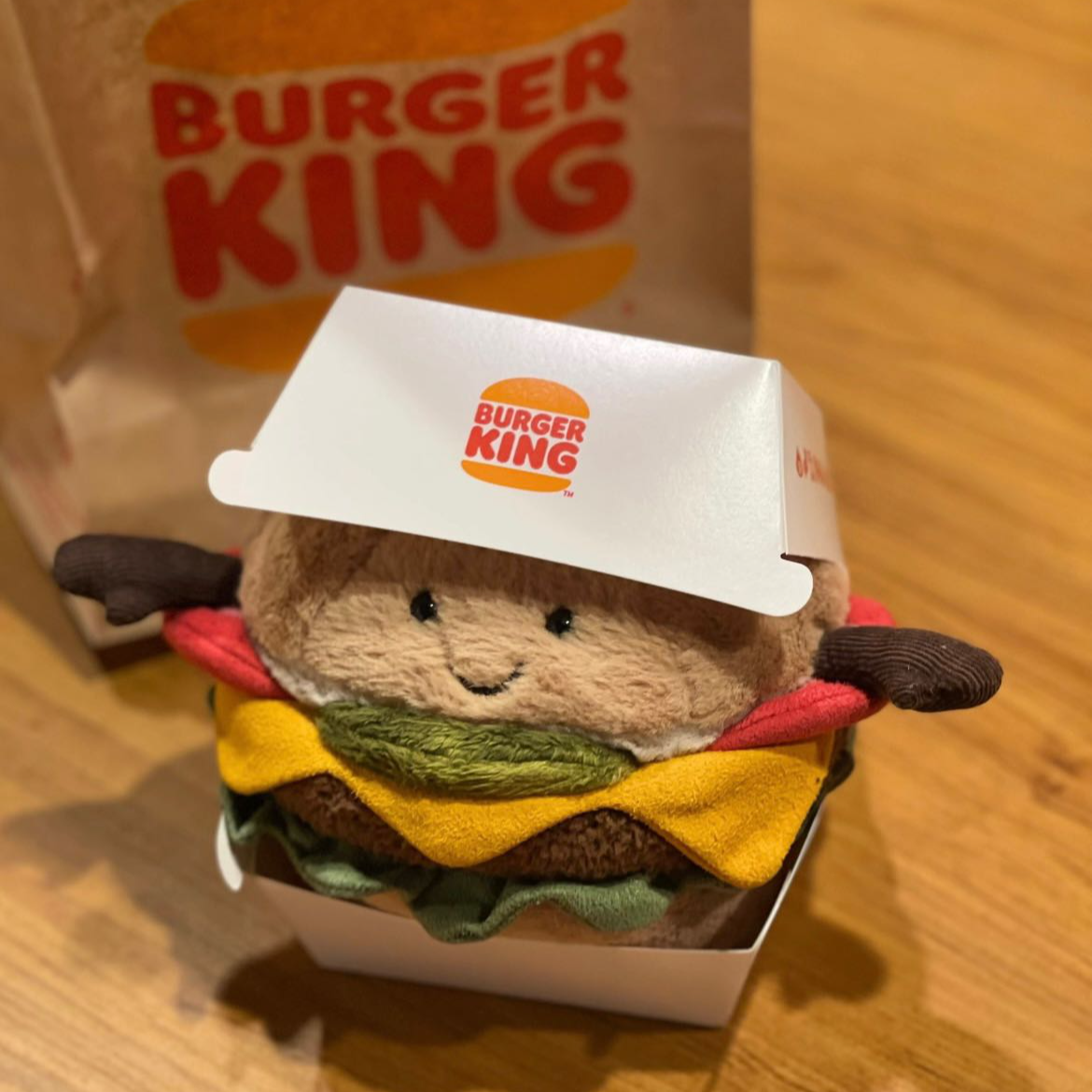 JELLYCAT趣味汉堡毛绒玩具儿童安抚陪伴玩偶手捧花公仔生日礼物