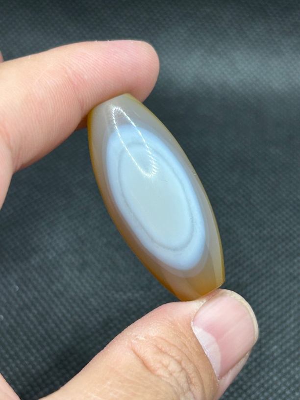 巴西透料白眼缠丝玛瑙