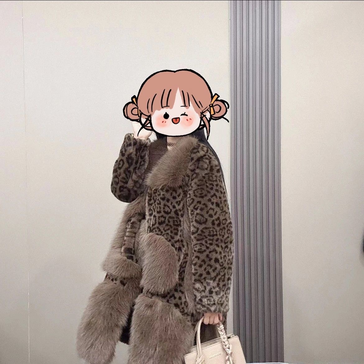 【网红同款】冬季新品拼色时尚隐藏扣皮带款式中长毛毛加厚宽松外套