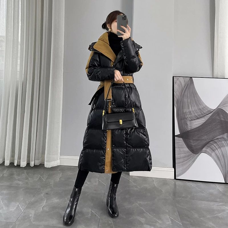 时尚羽绒服亮面黑色女长款过膝羽绒服女女装冬季拼接外套加厚