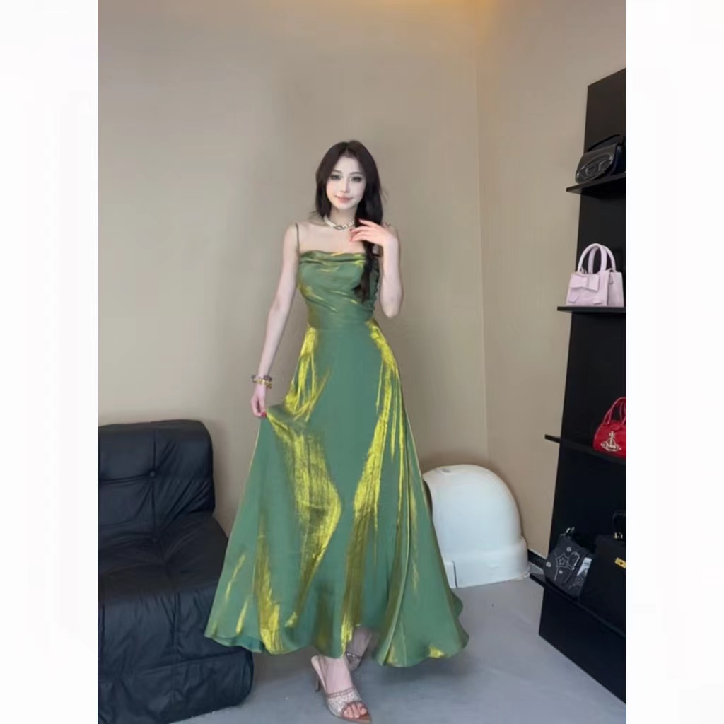 小莹日记【波光粼粼】赫本风水光缎吊带收腰气质长裙SXQHZ400988