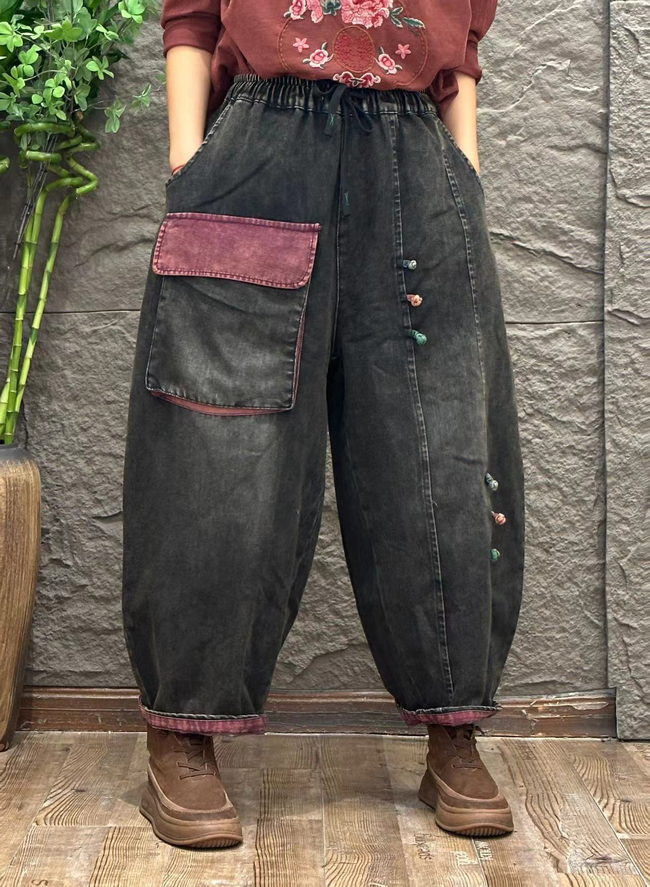 8822早春炒色系牛仔右腿口袋南瓜裤设计