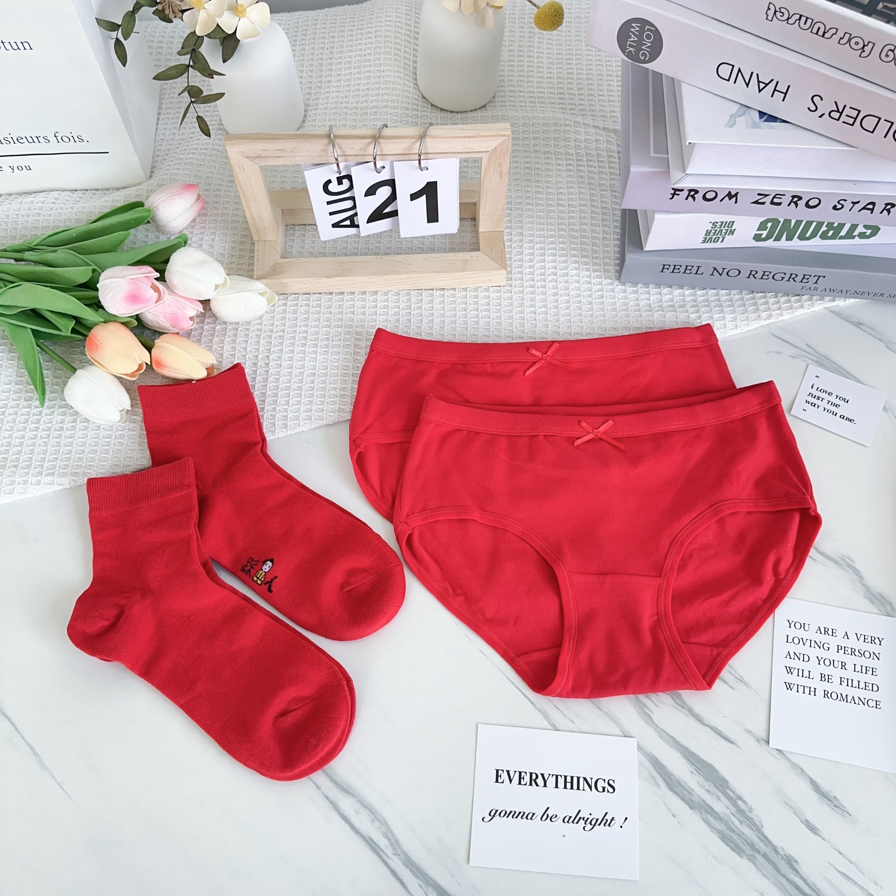 盒装！成人鸿运内裤袜子组合 