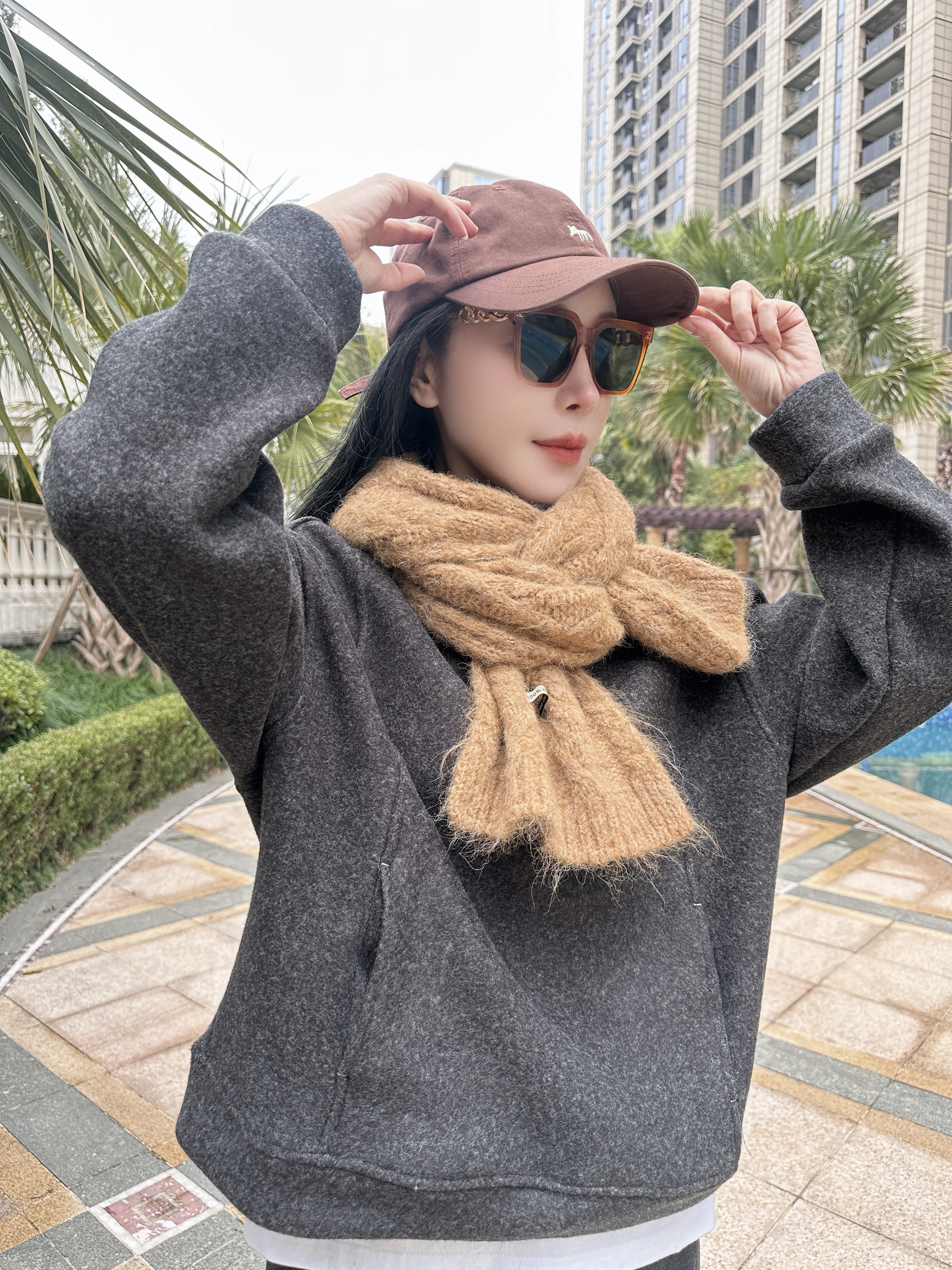 美拉德土黄色麻花围巾女韩国百搭冬款含防寒加厚保暖围脖返潮复古