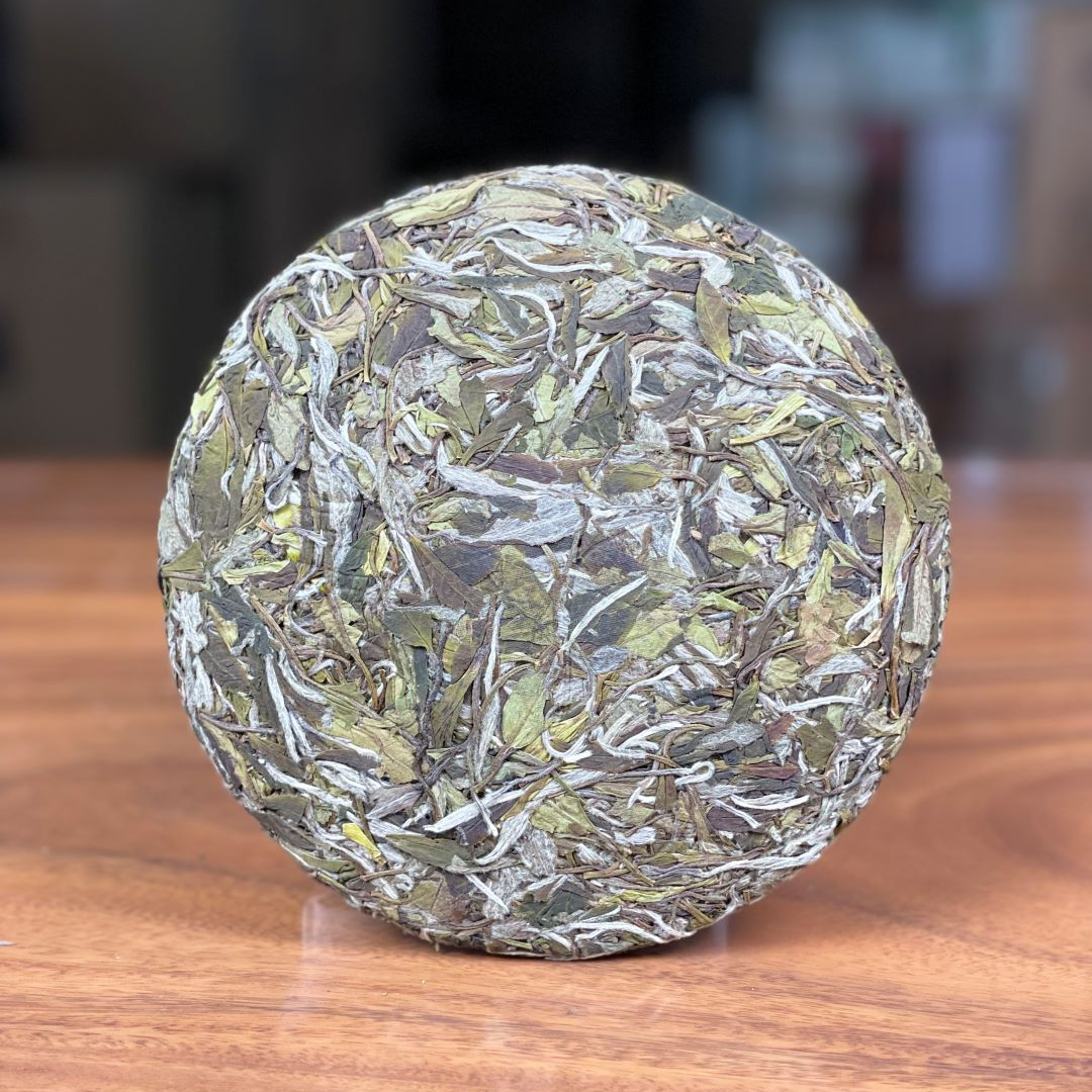 代拍2025年白牡丹饼200g 福鼎管阳镇高山白茶/