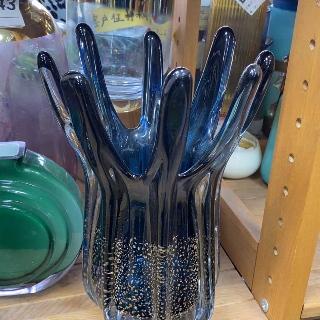 花瓶高25厘米口16厘米